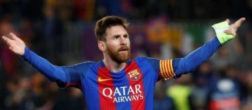 Lionel Messi's celebration after Sergi Roberto's winner v PSG is ... - givemesport.com