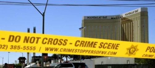 Lugar de la masacre de Las Vegas acordonado por la Policía.