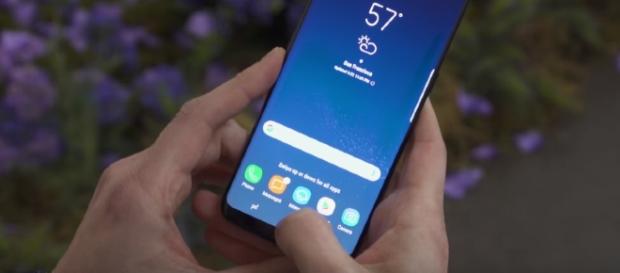 Galaxy S8 owners have been experiencing missing text message issues - YouTube/The Verge Channel Galaxy S8 owners have been experiencing missing text message issues - YouTube/The Verge Channel
