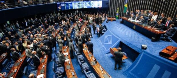 Senado apresentou uma manifestação nesta quinta-feira(05) Senado apresentou uma manifestação nesta quinta-feira(05)