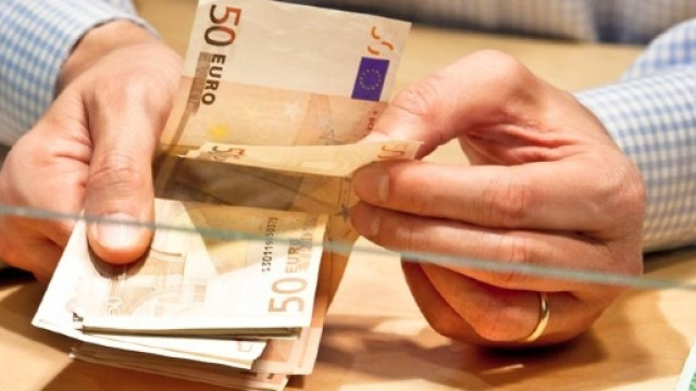 Abruzzo, indennità mensile di 600 euro