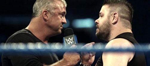 Shane McMahon battles Kevin Owens inside a Hell in a Cell structure at the latest WWE pay-per-view. [Image via WWE/YouTube]