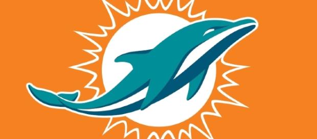 Miami Dolphins logo - (team logo/ free to use) Miami Dolphins logo - (team logo/ free to use)