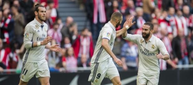 Real Madrid : Un arrière droit en approche ! Real Madrid : Un arrière droit en approche !