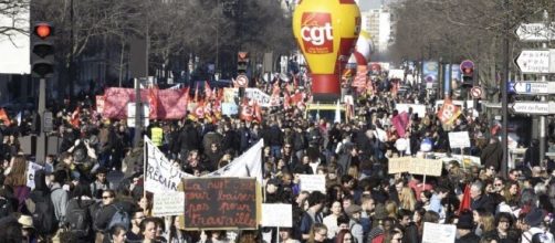 A la Une | Réforme du travail : la CGT appelle à la grève le 12 ... - dna.fr