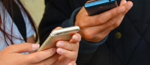 Agcom: in arrivo le multe per gli operatori di telefonia