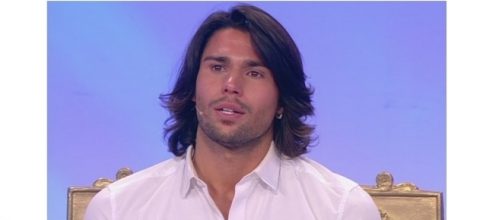 Gossip Grande Fratello VIP: Luca Onestini soffre per Soleil nella Casa.
