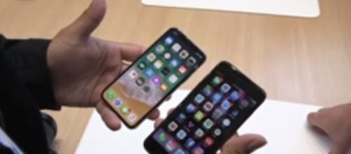 iPhone 8 batteries are swelling, Apple to look into the issue. Image via:The Verge/YouTube screenshot