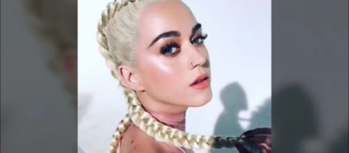 Katy Perry addresses Las Vegas shooting, says she wants peace--Image via:Celebrity Photos/YouTube screenshot