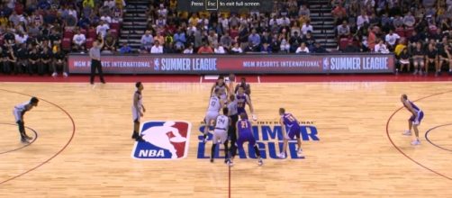 the Los Angeles Lakers wins against the Sacramento Kings. [Image Credit: ohyea2421/Youtube]