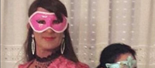 Fabiana ha scoperto che l'ex marito ha deciso di diventare donna Fabiana ha scoperto che l'ex marito ha deciso di diventare donna