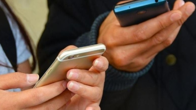 Agcom: in arrivo le multe per gli operatori di telefonia