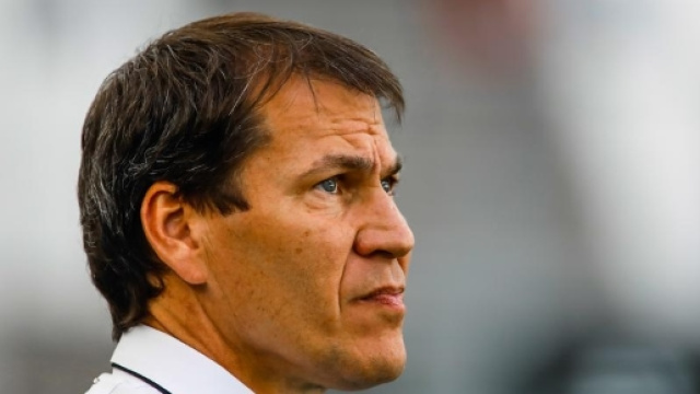 Foot OM - OM : Rudi Garcia se fait allumer pour son bus percé ... - foot01.com