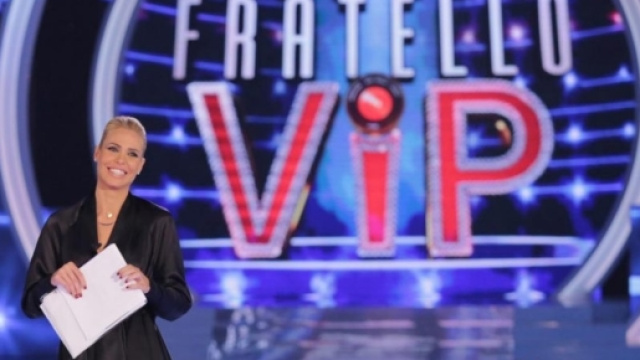 Grande Fratello VIP sospesa la diretta tv