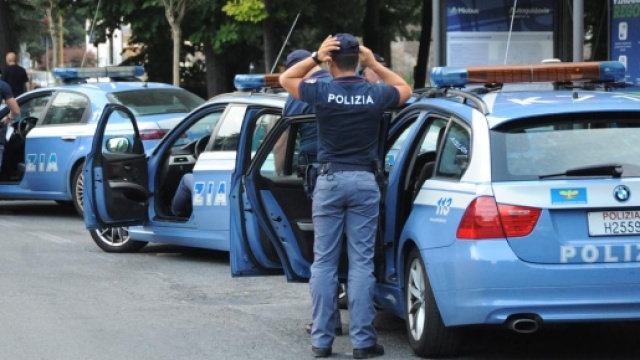 L'operazione &egrave; stata svolta dagli agenti della Squadra Mobile di Nuoro.