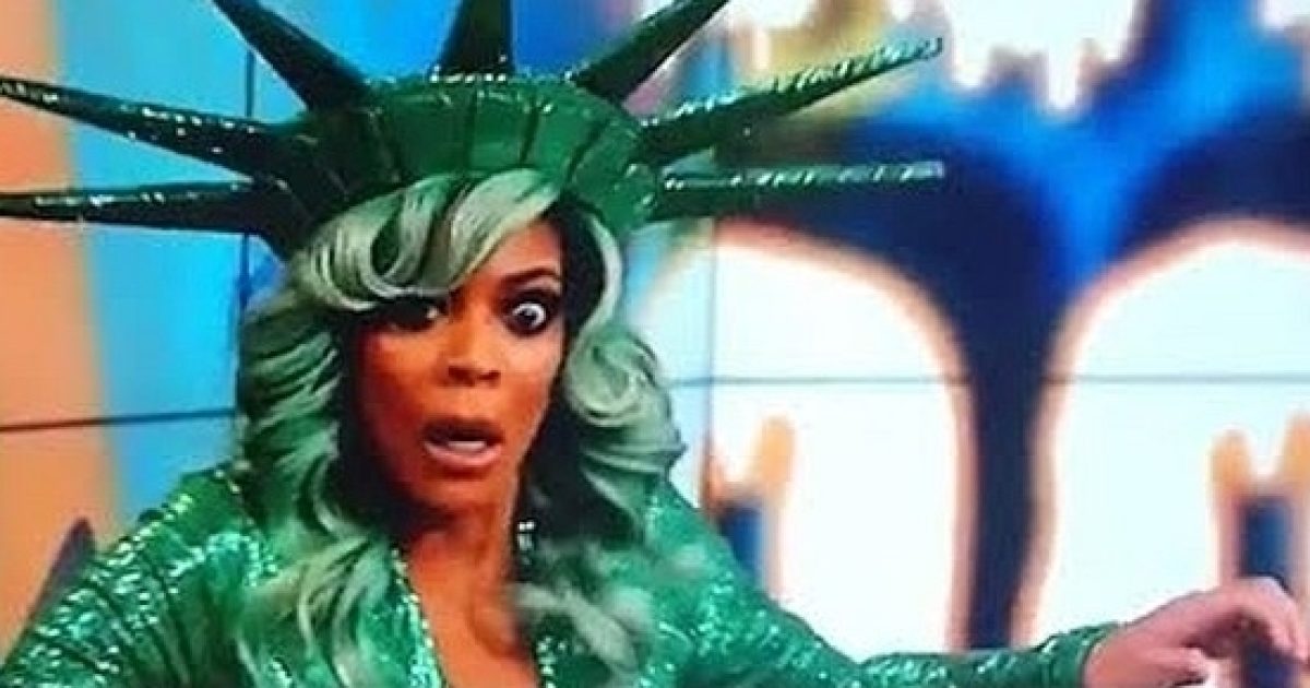 Wendy Williams Passes Out On Her Live Talk Show 4380