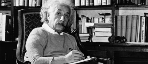 Come migliorare la scrittura con gli aforismi di Albert Einstein