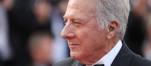 Dustin Hoffman accusato di aver molestato una scrittrice