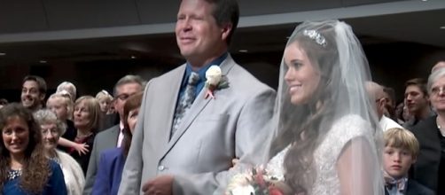 Jessa Duggar and Jim Bob Duggar [Image by TLC/YouTube]