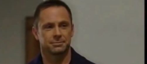 Julian returns to GH on November 6th. (Image via Katherin Alyssa/YouTube screencap).