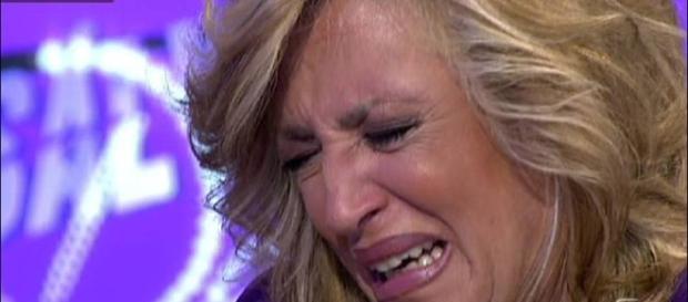 Lydia Lozano llorando en Sálvame. Lydia Lozano llorando en Sálvame.