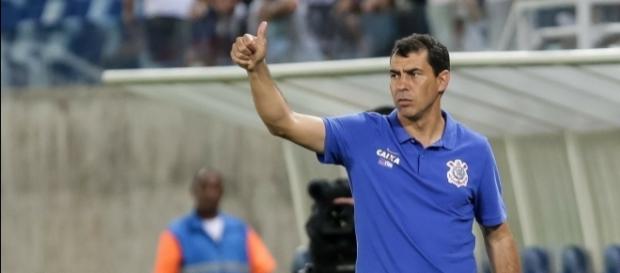 Momento instável do Corinthians faz Carille tomar decisão Momento instável do Corinthians faz Carille tomar decisão
