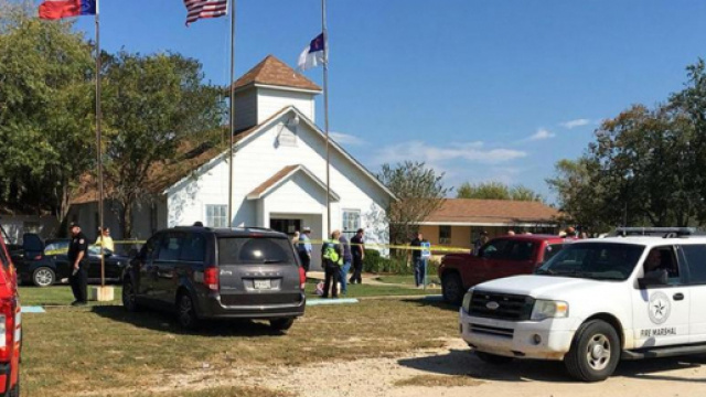 Sparatoria in una chiesa battista in Texas, 26 le vittime - lastampa.it