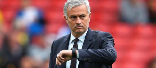 Manchester United news: Jose Mourinho admits he sets his watch 20 ... - thesun.co.uk