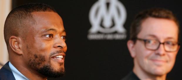 Evra tacle l'ancienne direction de l'OM - Football - Sports.fr - sports.fr Evra tacle l'ancienne direction de l'OM - Football - Sports.fr - sports.fr