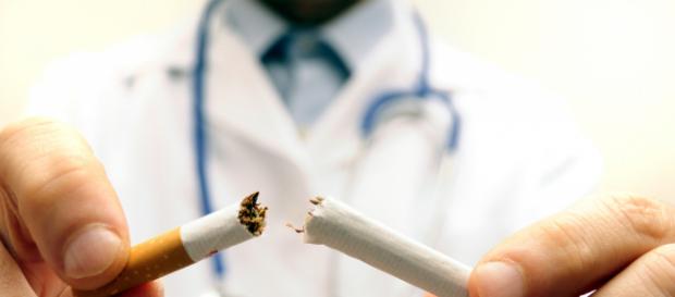 Médicos receitavam cigarros para pacientes Médicos receitavam cigarros para pacientes