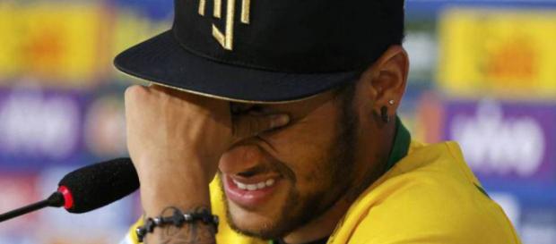 Neymar garantiu que essas notícias são mentirosas Neymar garantiu que essas notícias são mentirosas