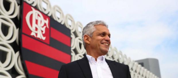 Reinaldo Rueda deve perder um de seus jogadores em 2018 Reinaldo Rueda deve perder um de seus jogadores em 2018