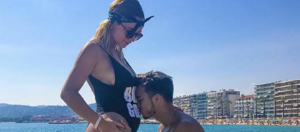 La Villa des Coeurs Brisés 3 : Jazz et Laurent veulent diffuser l'accouchement du bébé sur Snapchat La Villa des Coeurs Brisés 3 : Jazz et Laurent veulent diffuser l'accouchement du bébé sur Snapchat