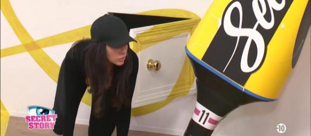 Secret Story 11 : Les internautes pensent que la mission infiltration de Laura a été truquée ! Secret Story 11 : Les internautes pensent que la mission infiltration de Laura a été truquée !