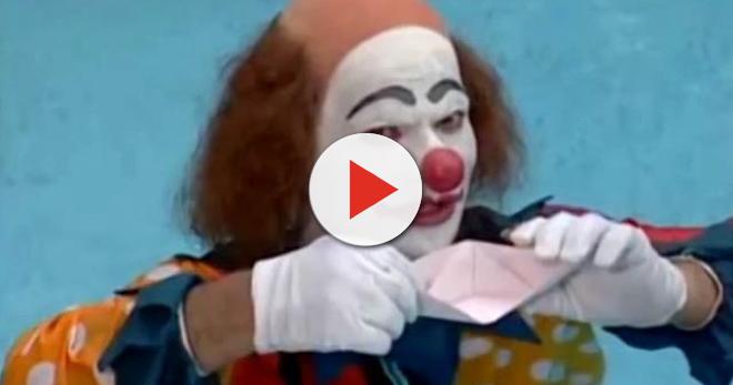 Watch Hindi Knockoff Of Stephen King S It And Other Stranger Things Pennywise the dancing clown does a lot of bad things in it chapter 2. watch hindi knockoff of stephen king s