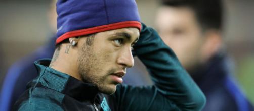 Neymar au PSG : un transfert qui fait causer - Le Parisien - leparisien.fr