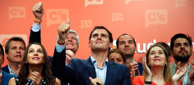 Ciudadanos igualaría los resultados del PSOE según Metroscopia Ciudadanos igualaría los resultados del PSOE según Metroscopia