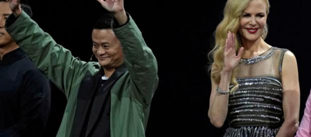 Evento di gala per il Single Day con Jack Ma e Nicole Kidman Evento di gala per il Single Day con Jack Ma e Nicole Kidman