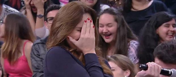Laura mais uma vez foi pega de surpresa ( Reprodução - Rede Globo ) Laura mais uma vez foi pega de surpresa ( Reprodução - Rede Globo )