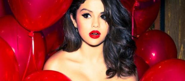 Selena Gomez bientôt mariée à Bieber ? Elle veut un grand mariage ! Selena Gomez bientôt mariée à Bieber ? Elle veut un grand mariage !
