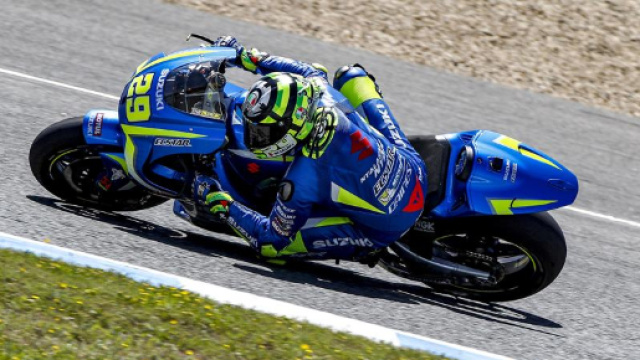 Andrea Iannone con la sua Suzuki
