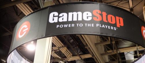 GameStop PowerPass service temporarily suspended (Wochit Business/YouTube)