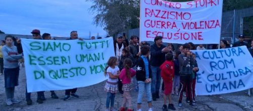 Il palazzo occupato da 14 famiglie rom in via dei Lauri a ... - nextquotidiano.it