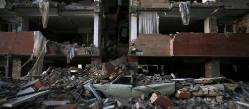 Terremoto di magnitudo 7.2 al confine tra Iran e Iraq: oltre 300 ... - lastampa.it