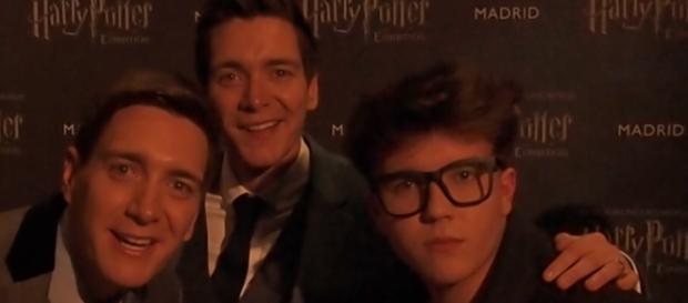 Adri Ramos junto a Oliver y James Phelps Adri Ramos junto a Oliver y James Phelps