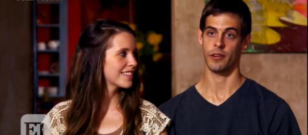 Derick Dillard is again asking for money online. - TLC/YouTube Derick Dillard is again asking for money online. - TLC/YouTube