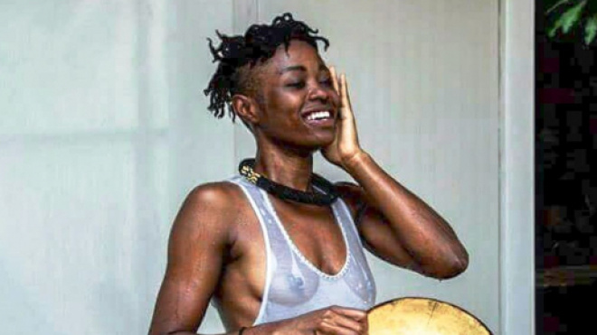 L'artiste camerounaise performeuse Gabiella Badjeck (c) Gabriella Badjeck