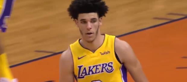 Lakers rookie Lonzo Ball got benched versus the Suns -- Real GD's Latest Highlights via YouTube Lakers rookie Lonzo Ball got benched versus the Suns -- Real GD's Latest Highlights via YouTube