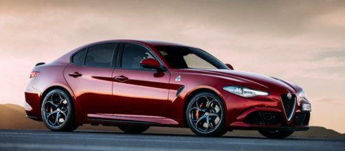 Alfa Romeo Giulia Quadrifoglio 2017 review | CarsGuide - com.au