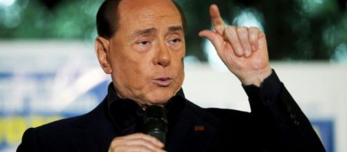 Silvio Berlusconi acquista due nuove ville in Sardegna | Nanopress - nanopress.it